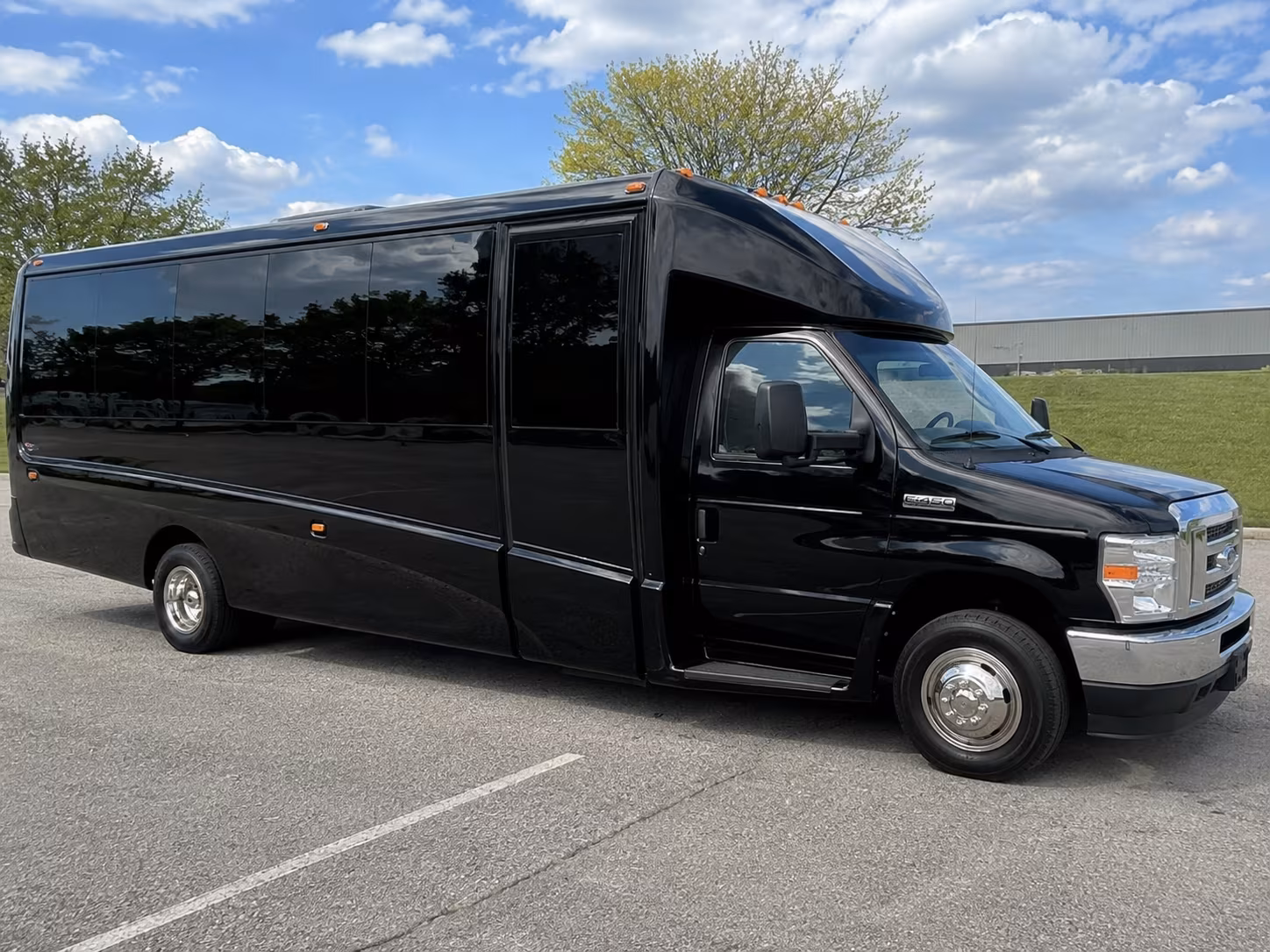 capecoralcharterbuscompany com makes cruise transfers from cape coral simple