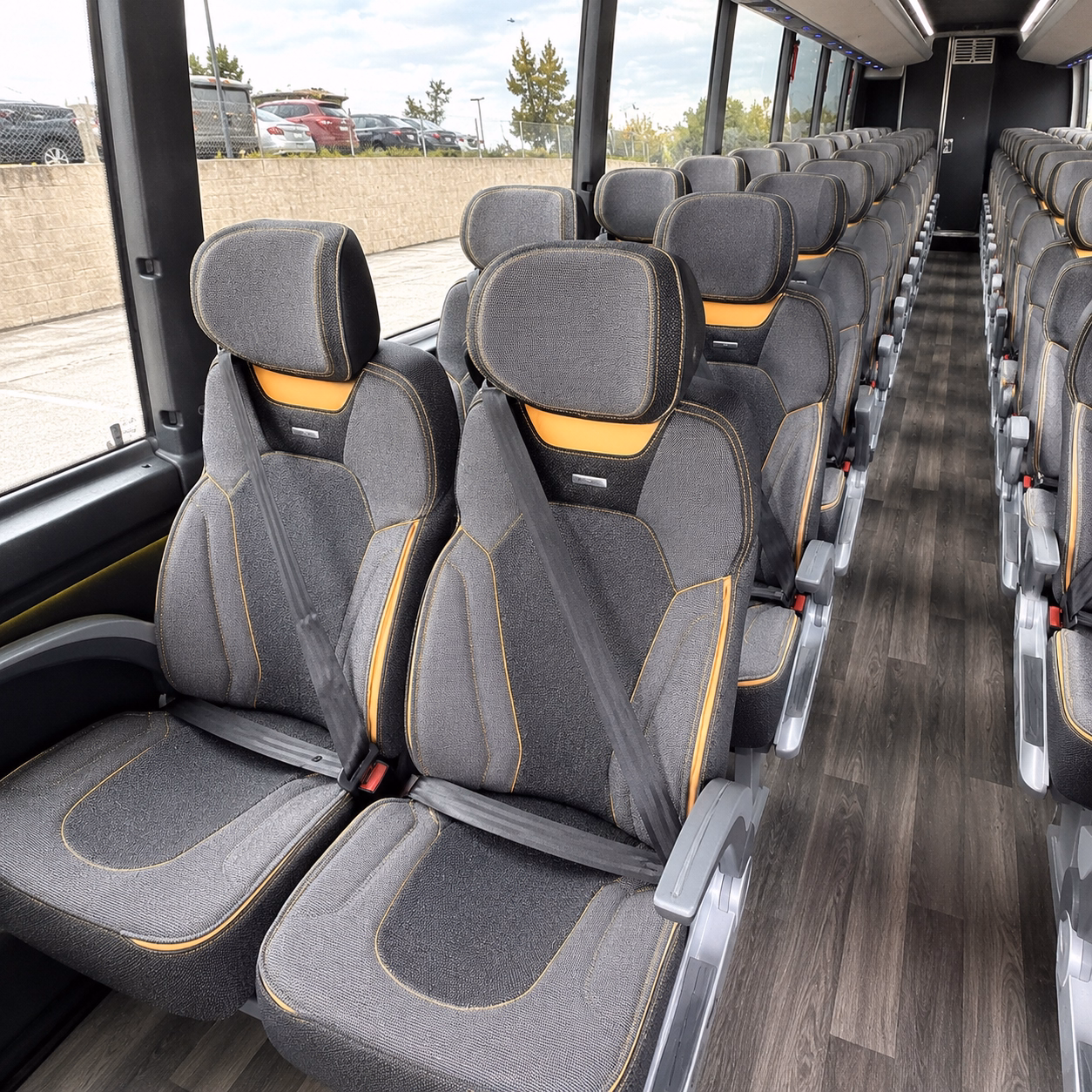 kendall employee charter buses for small teams and large workforces