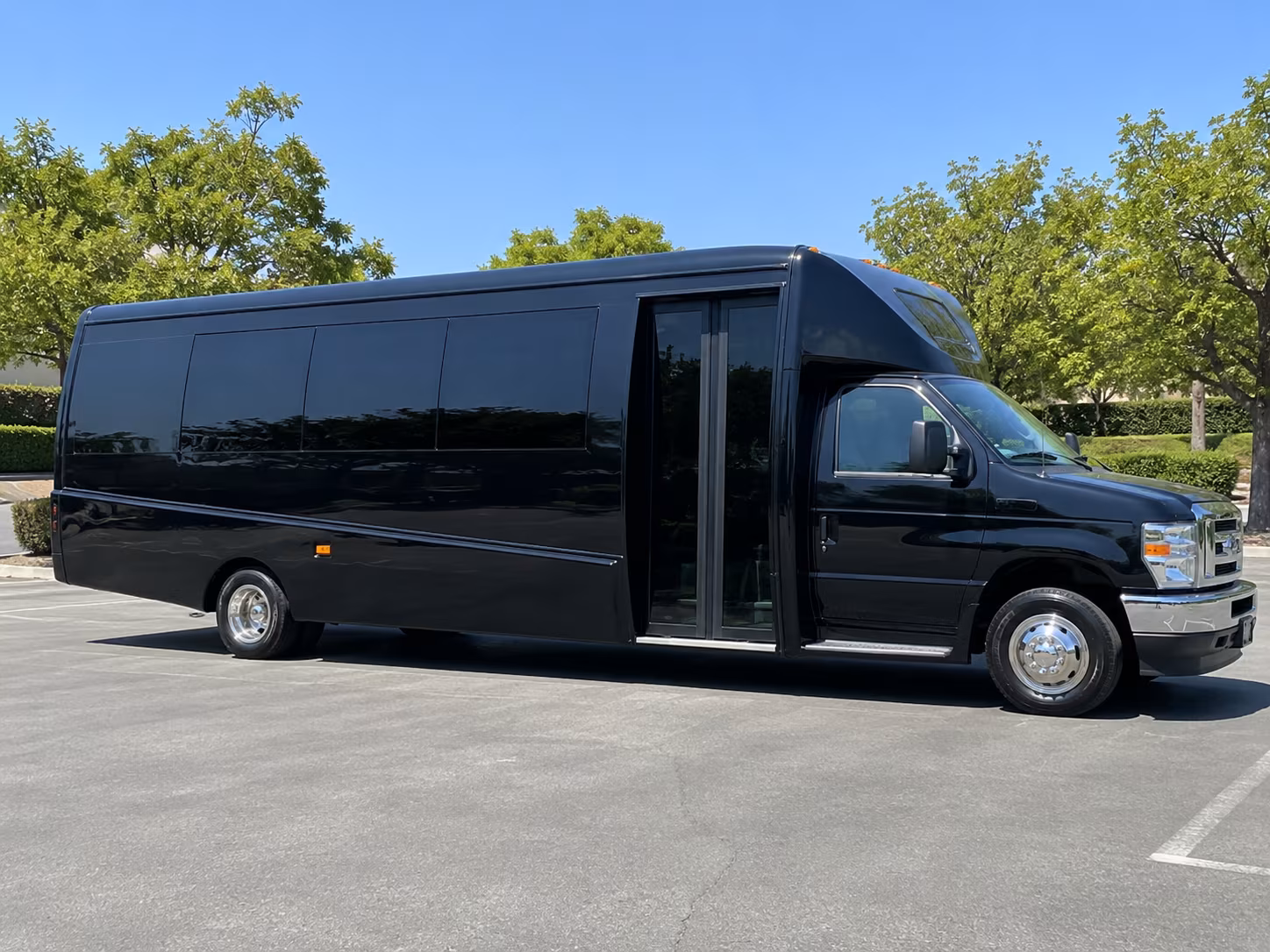 naples arrive together with naples charter bus rentals for prom