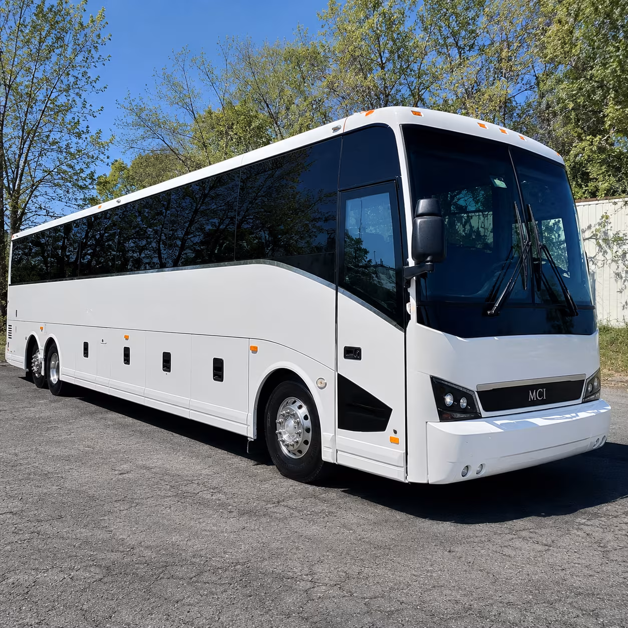 sarasota travel to away games with your team and fans in a sarasota charter bus